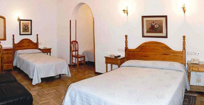 Hostal Maria Cristina Madrid Eksteriør billede