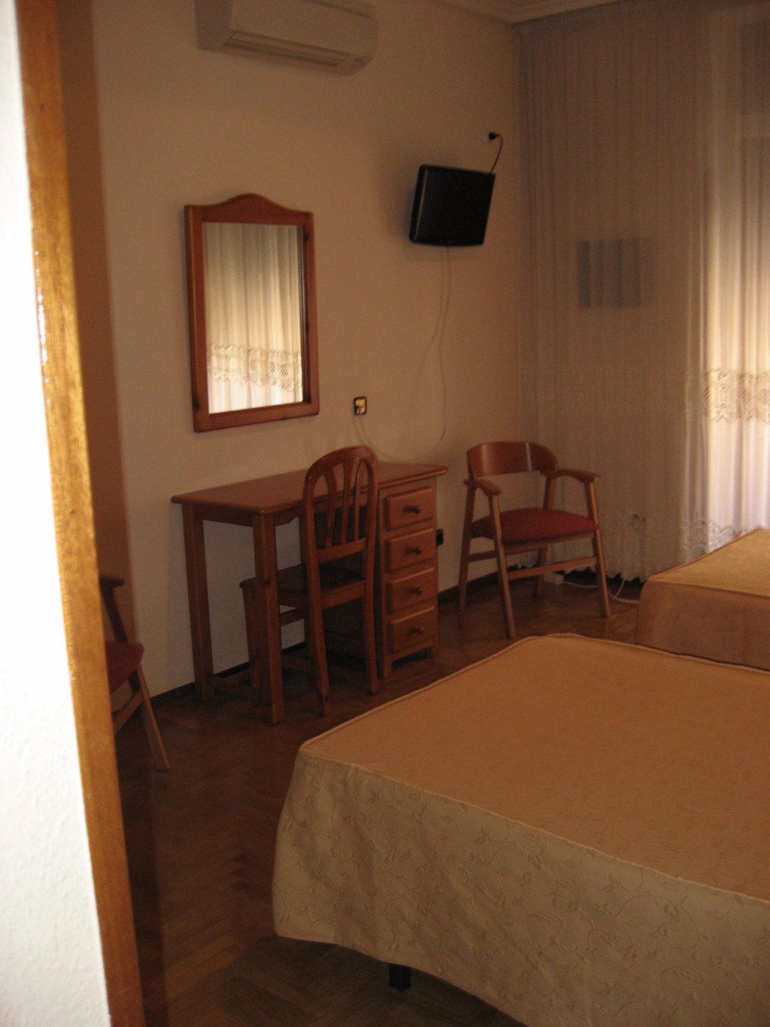 Hostal Maria Cristina Madrid Eksteriør billede
